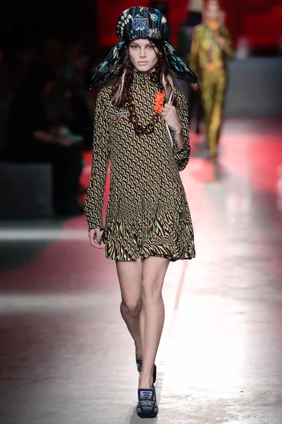 Look 41